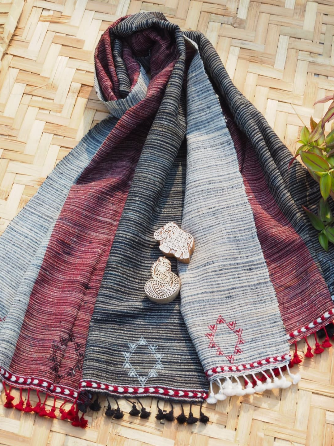 Tri-color Bhujodi Handwoven Silk Stole