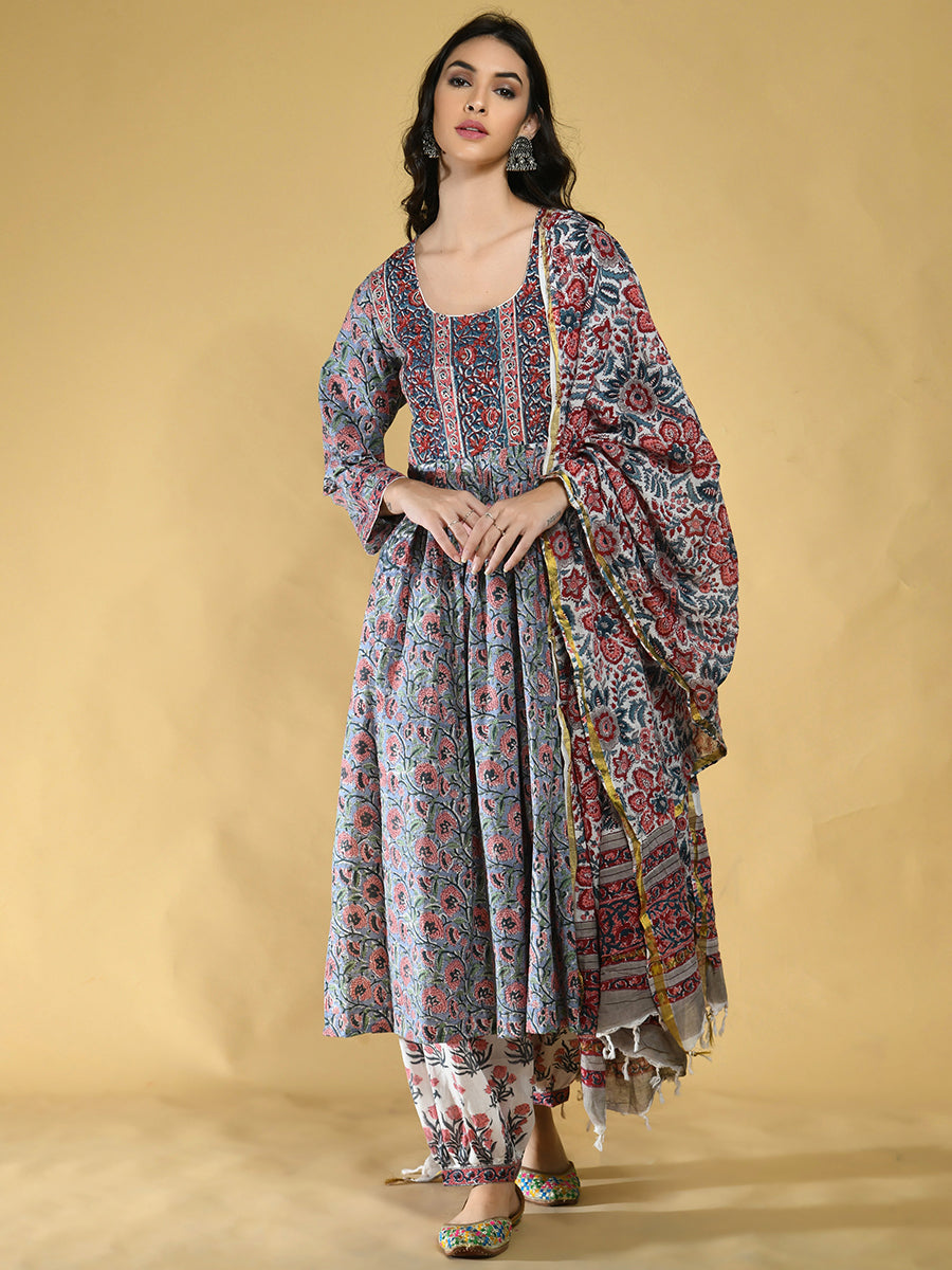 Embroidered Grey Pleated Suit Set Women