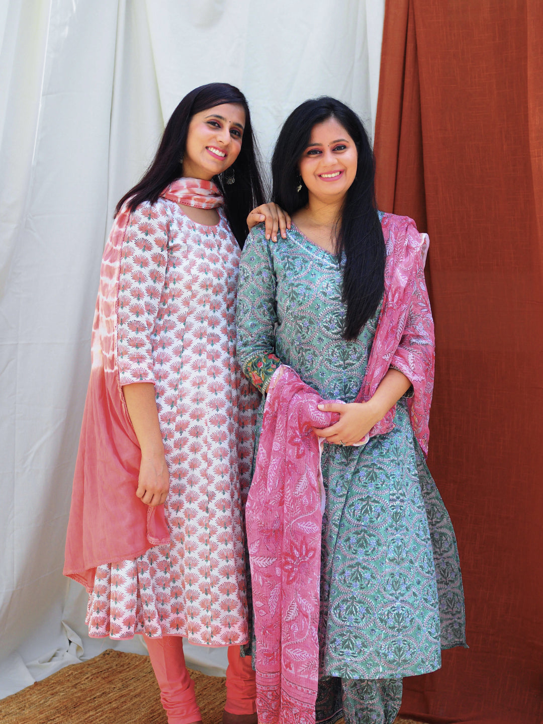 Peach and White Shibbori Cotton Dupatta Women