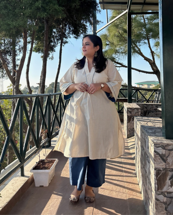 Chandrika (चन्द्रिका) Kurta