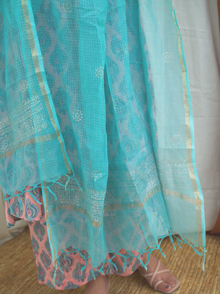 Turquoise Blue Kota Doria Dupatta Women — photograph 3