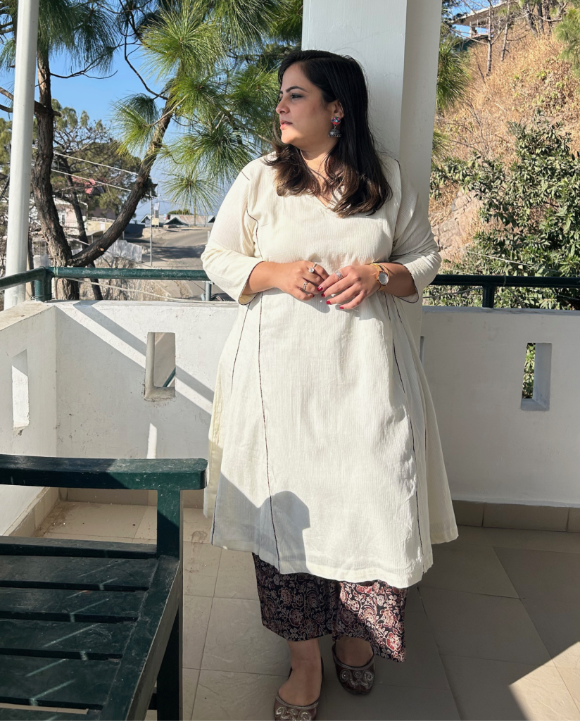 Manjari (मंजरी) Choga Style Kurta — photograph 3