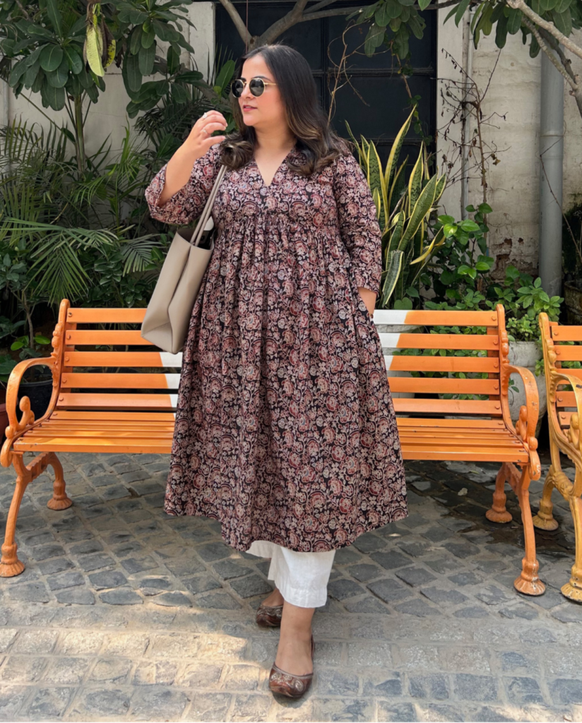Madhavi (माधवी) Ajrakh Kurta