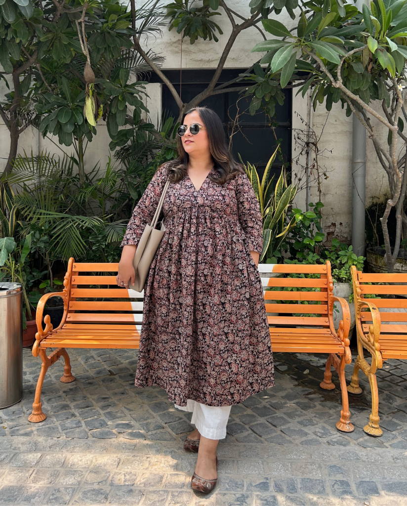 Madhavi (माधवी) Ajrakh Kurta — photograph 6