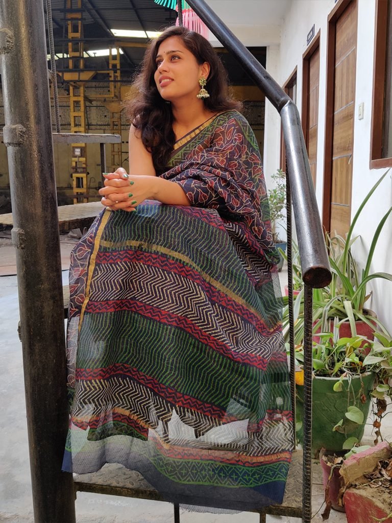 Peepal Tree Leaf Print Blue Kota Saree — photograph 4
