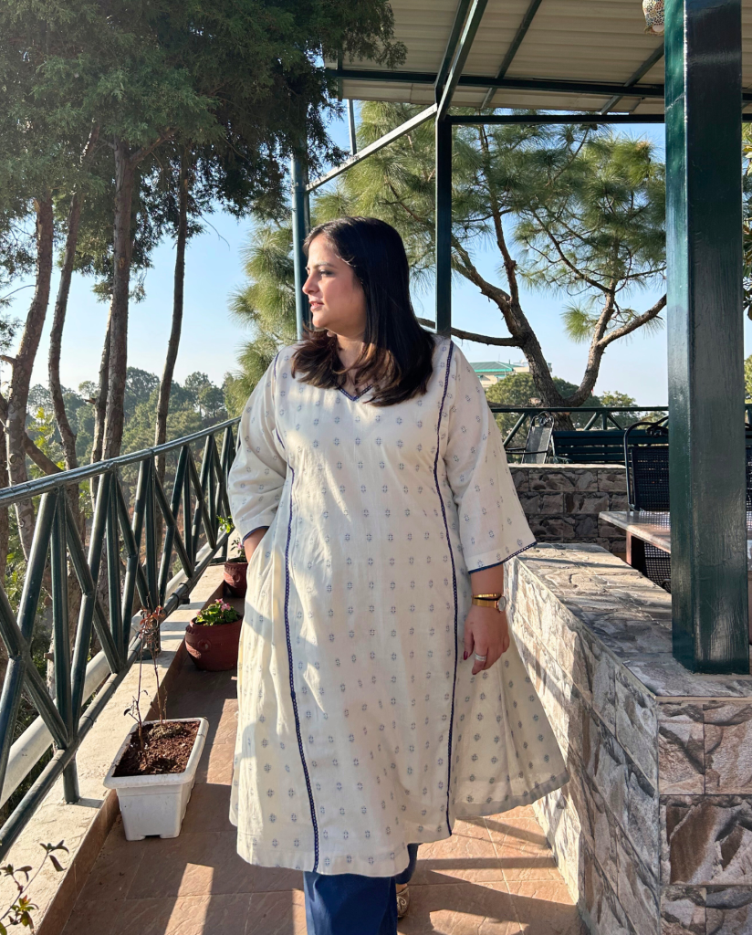 Alternative view of Aarohi (आरोही) Choga Style Kurta