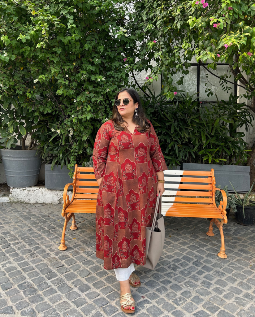 Pankhuri (पंखुरी) Ajrakh Kurta — photograph 6