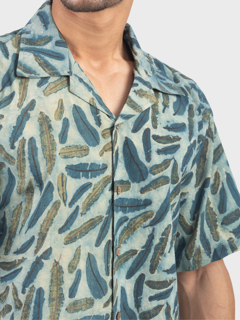 Blue Feather Shirt — photograph 3