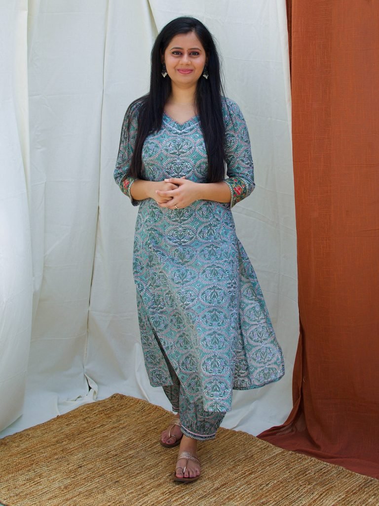 Poppies Green Suit Set Women — photograph 3