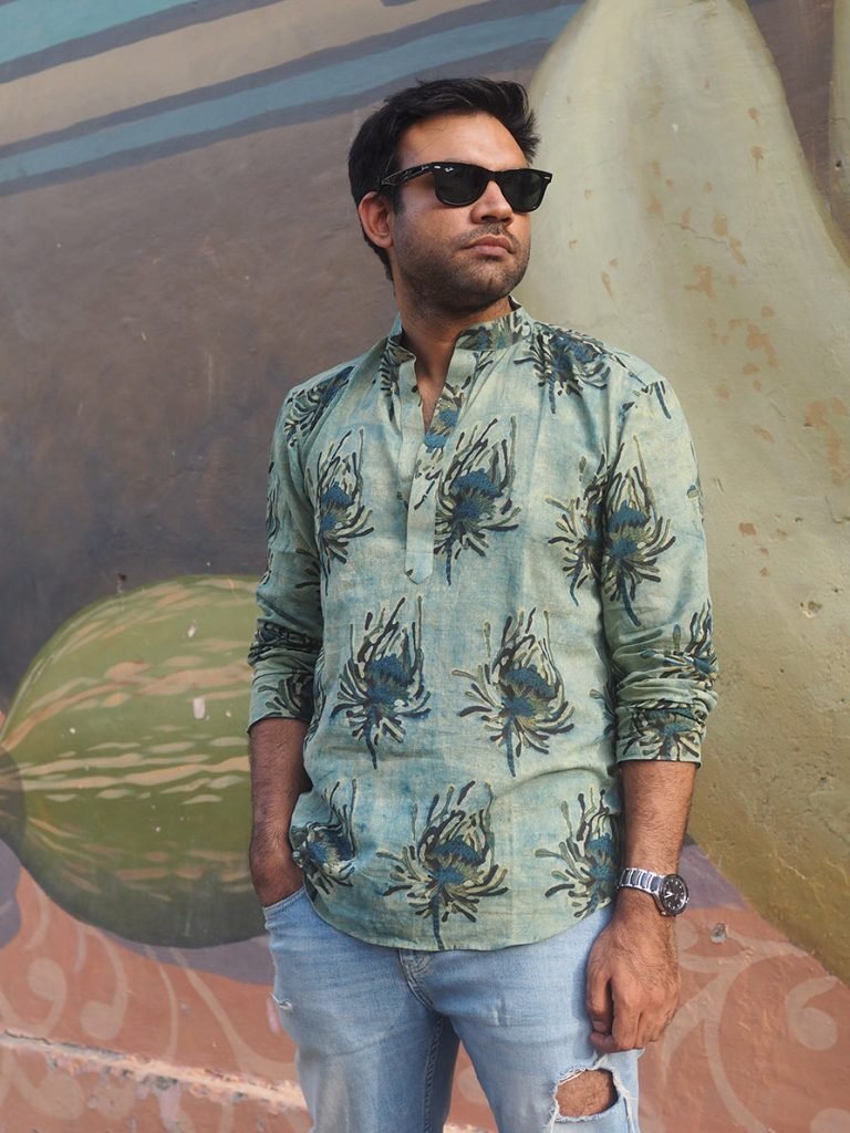 Hibiscus Vanaspati Print Short Kurta — photograph 4